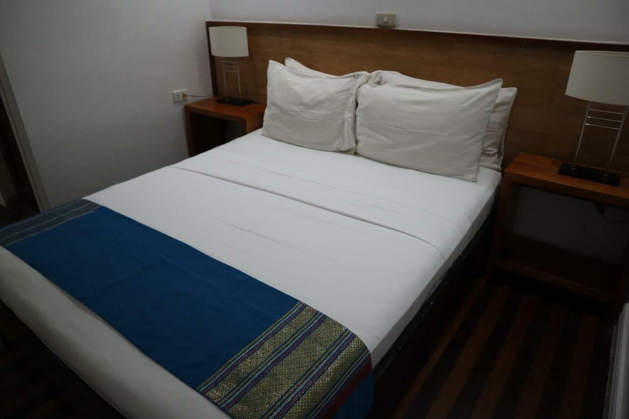 Domicilio Lorenzo Davao City Extérieur photo