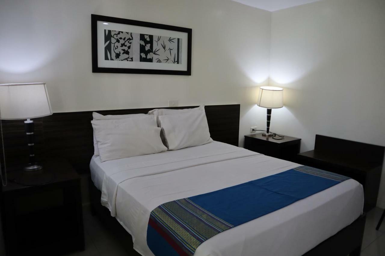Domicilio Lorenzo Davao City Extérieur photo
