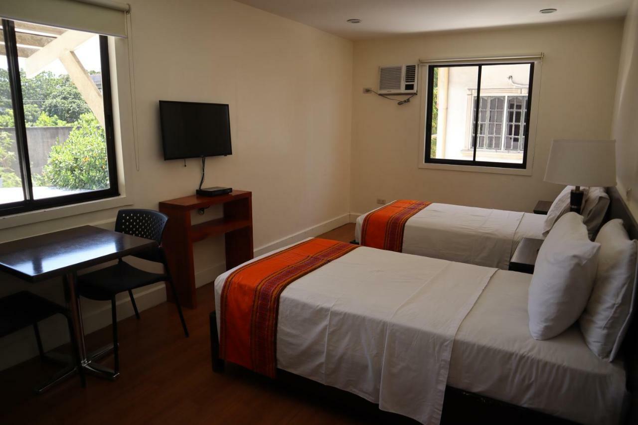 Domicilio Lorenzo Davao City Extérieur photo