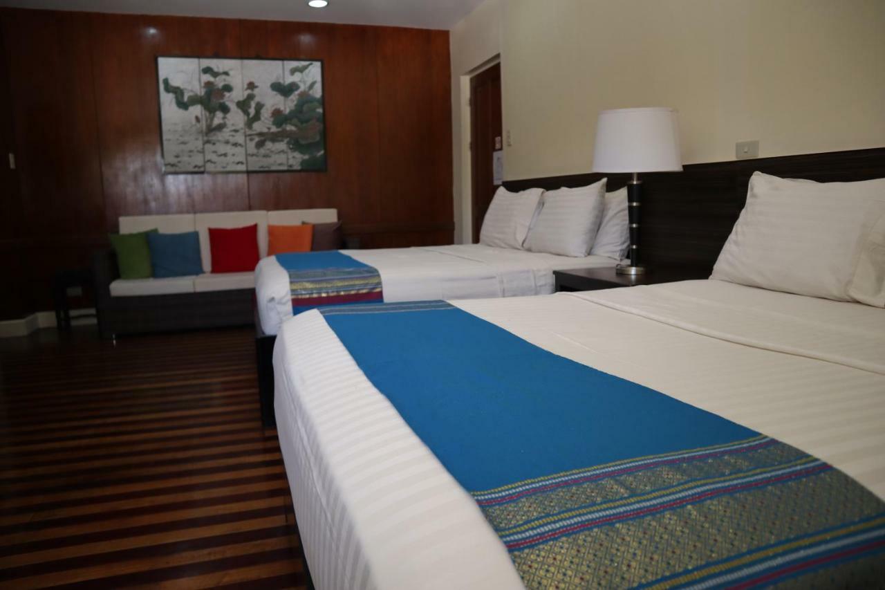 Domicilio Lorenzo Davao City Extérieur photo