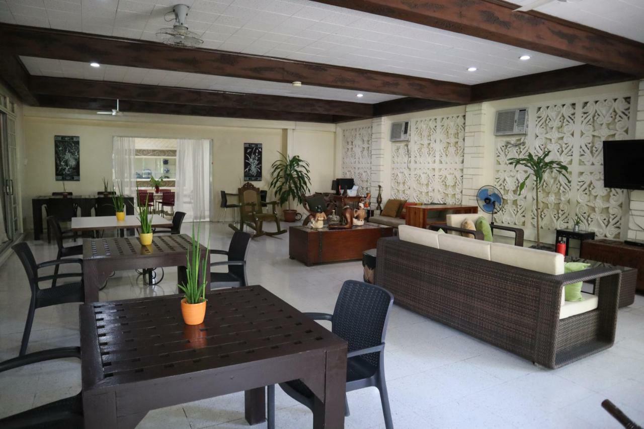 Domicilio Lorenzo Davao City Extérieur photo