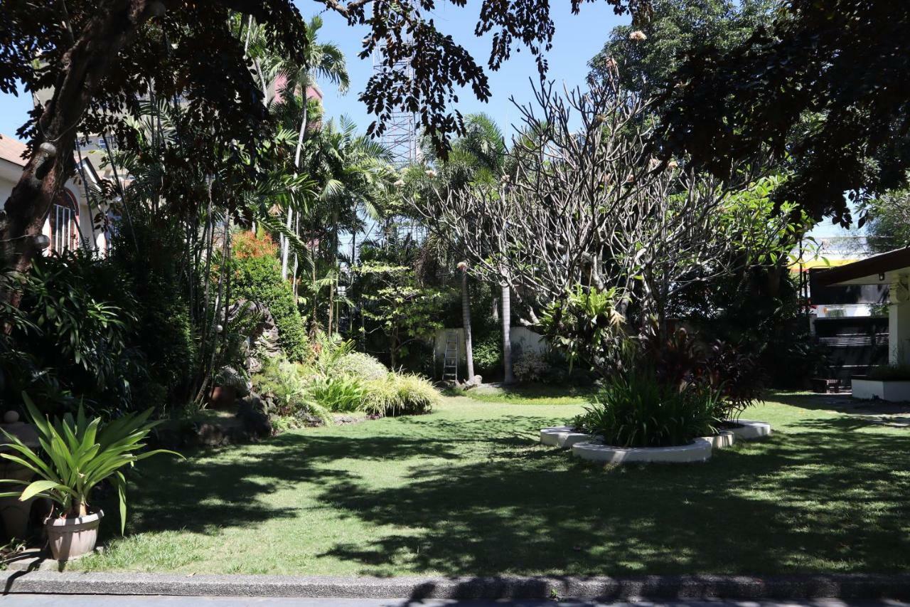 Domicilio Lorenzo Davao City Extérieur photo